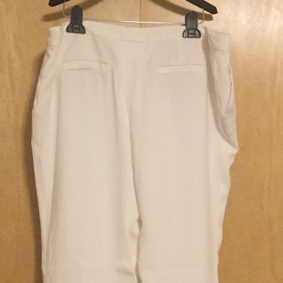 - Escada Tiketanatu High-Waist Wide-Leg Pants, - Picture 8 of 11